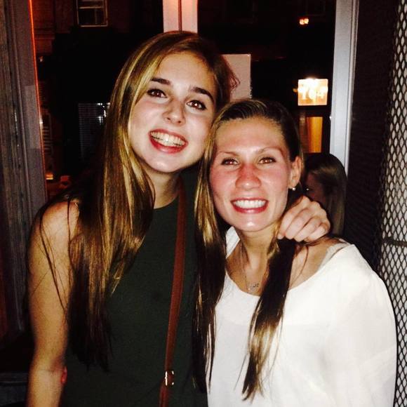 Meet your Posher, Caroline - Picture 1 of 1